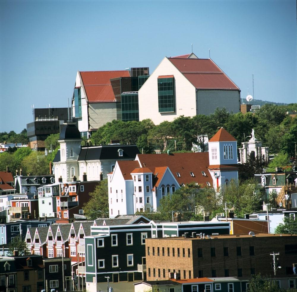 Hotel Doubletree By Hilton St. John'S Harbourview Extérieur photo