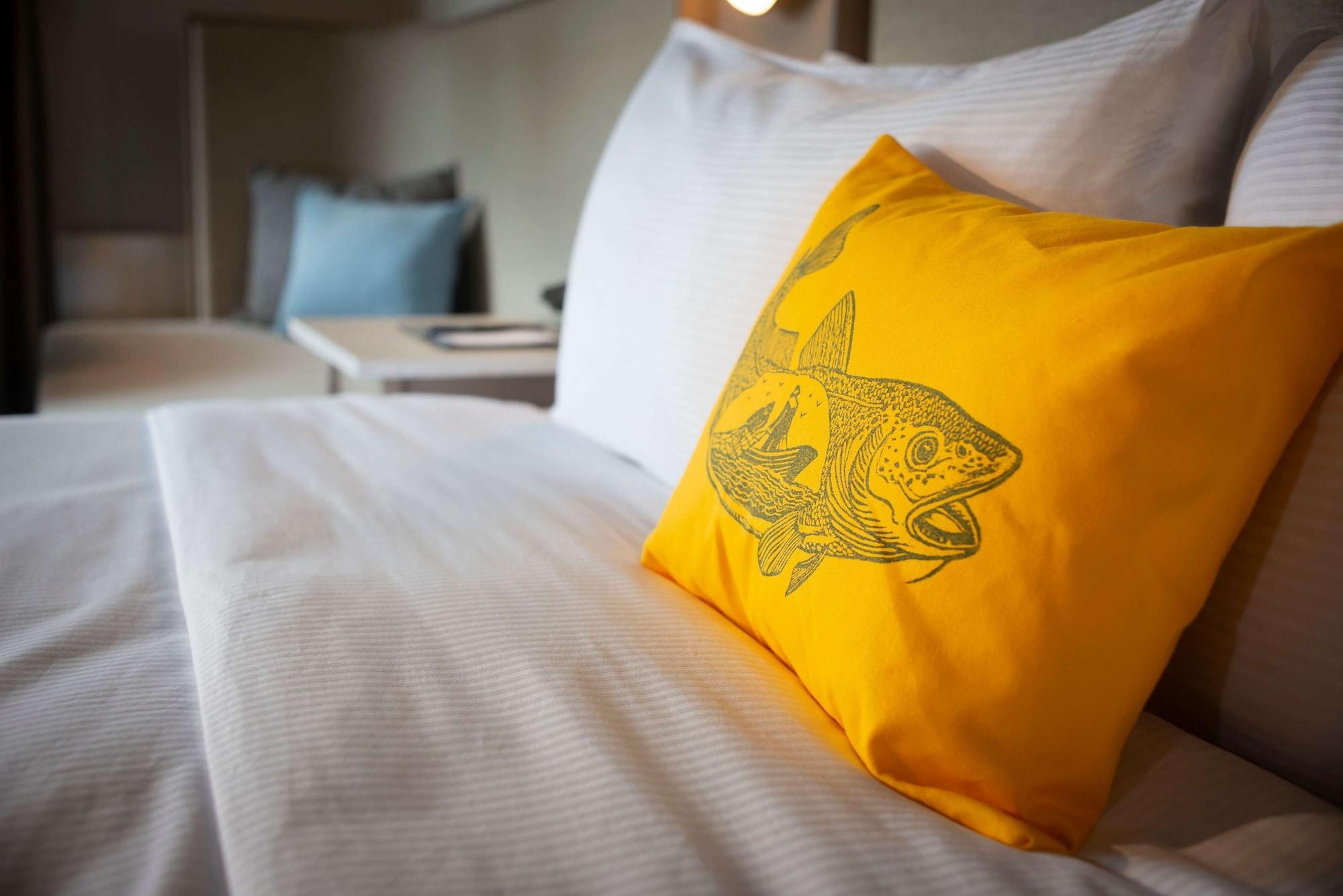 Hotel Doubletree By Hilton St. John'S Harbourview Extérieur photo