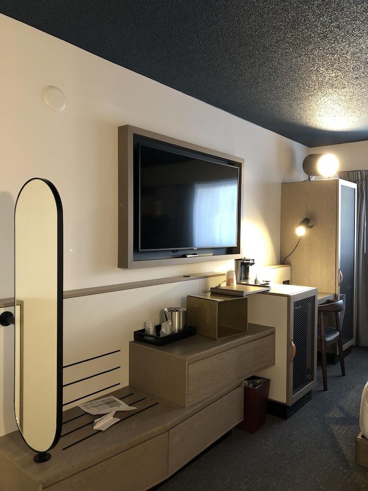 Hotel Doubletree By Hilton St. John'S Harbourview Extérieur photo