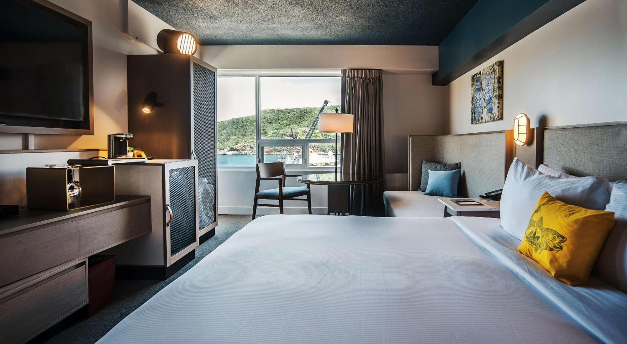 Hotel Doubletree By Hilton St. John'S Harbourview Extérieur photo