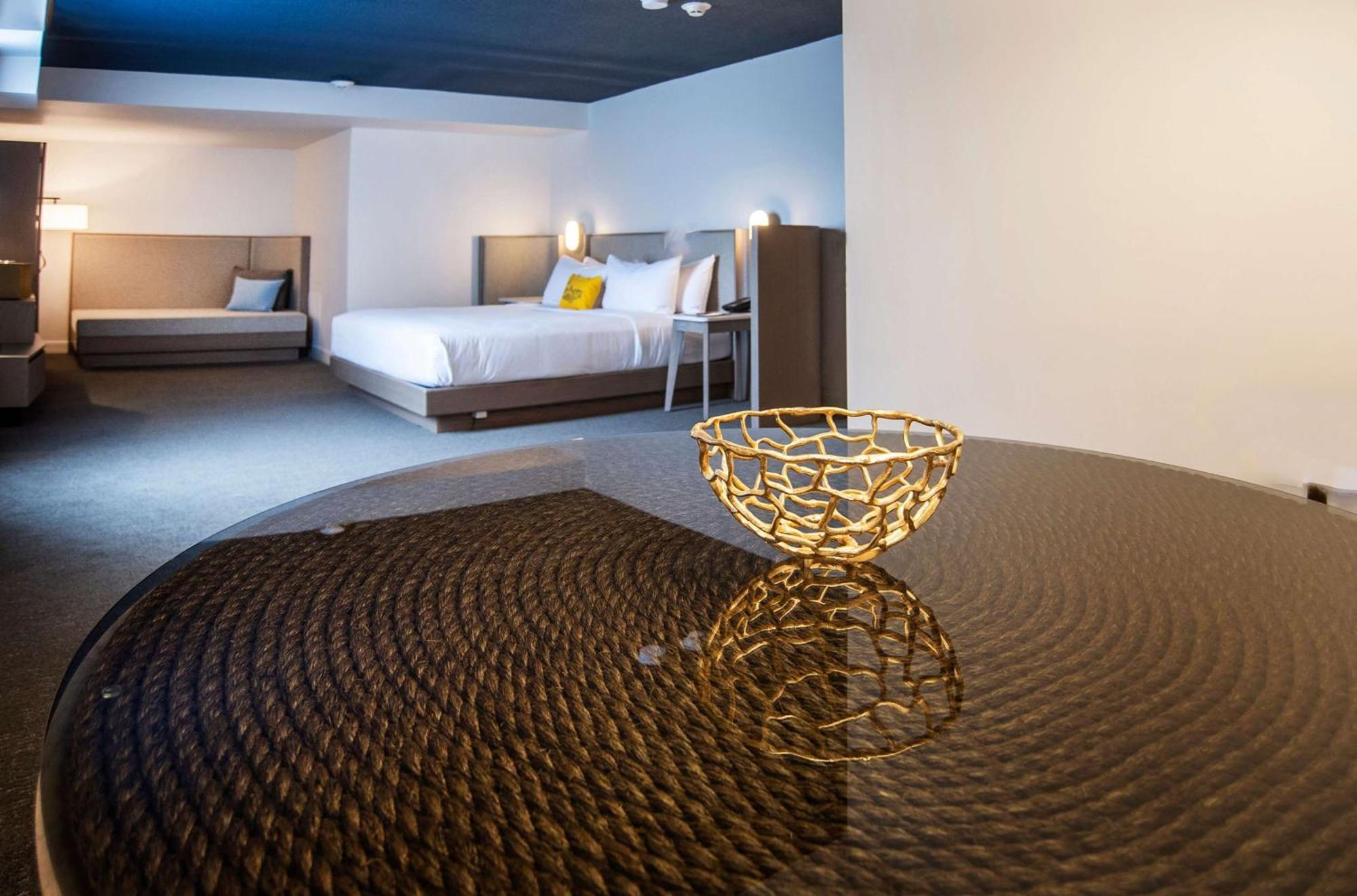 Hotel Doubletree By Hilton St. John'S Harbourview Extérieur photo